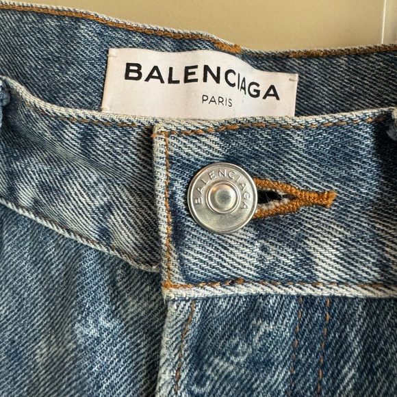 Balenciaga Logo Print Distressed Denim Jeans - Picture 7 of 10